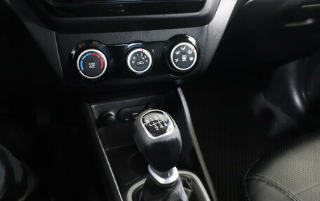 KIA Rio III рестайлинг, 2015 год, 838 000 рублей, 14 фотография