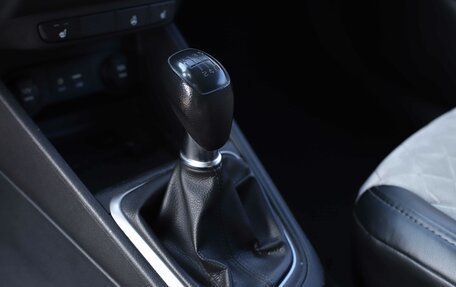 Hyundai Solaris II рестайлинг, 2018 год, 1 147 402 рублей, 15 фотография