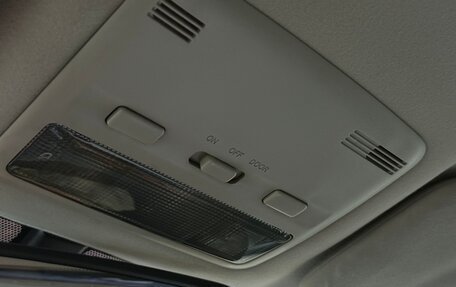 Toyota Avensis III рестайлинг, 2006 год, 700 000 рублей, 26 фотография