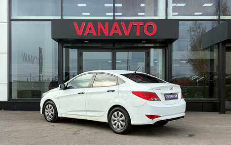 Hyundai Solaris II рестайлинг, 2014 год, 890 000 рублей, 3 фотография