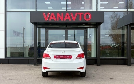 Hyundai Solaris II рестайлинг, 2014 год, 890 000 рублей, 4 фотография