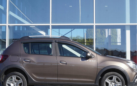 Renault Sandero II рестайлинг, 2019 год, 1 193 000 рублей, 4 фотография