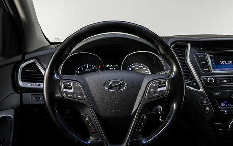 Hyundai Santa Fe III рестайлинг, 2017 год, 2 099 000 рублей, 19 фотография