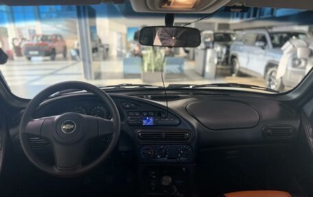 Chevrolet Niva I рестайлинг, 2018 год, 839 000 рублей, 10 фотография