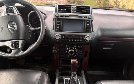 Toyota Land Cruiser Prado 150 рестайлинг 2, 2014 год, 3 150 000 рублей, 7 фотография