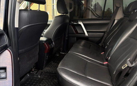 Toyota Land Cruiser Prado 150 рестайлинг 2, 2014 год, 3 150 000 рублей, 8 фотография