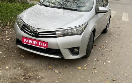 Toyota Corolla, 2013 год, 870 000 рублей, 2 фотография