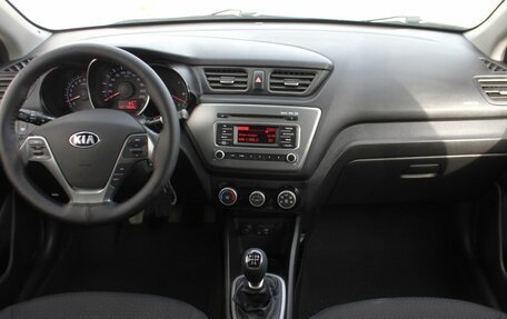 KIA Rio III рестайлинг, 2016 год, 875 000 рублей, 15 фотография