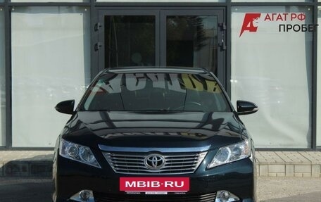 Toyota Camry, 2012 год, 1 550 000 рублей, 2 фотография