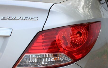 Hyundai Solaris II рестайлинг, 2011 год, 795 000 рублей, 19 фотография