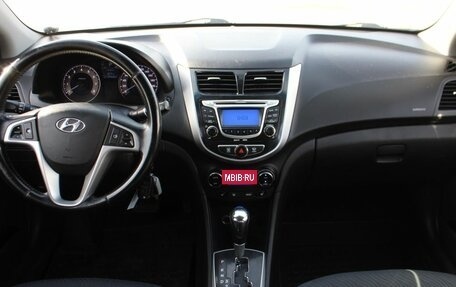Hyundai Solaris II рестайлинг, 2011 год, 795 000 рублей, 15 фотография