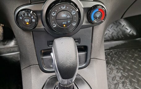Ford Fiesta, 2015 год, 779 000 рублей, 11 фотография