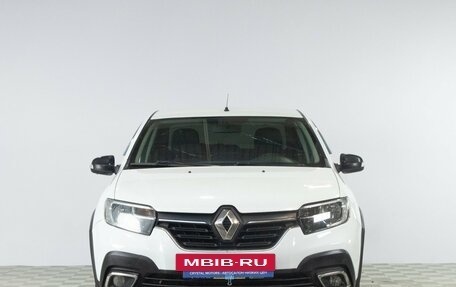 Renault Logan II, 2022 год, 879 000 рублей, 2 фотография