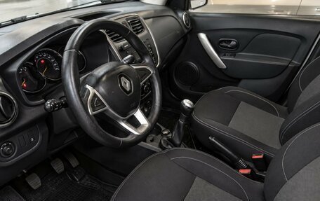 Renault Logan II, 2022 год, 879 000 рублей, 9 фотография