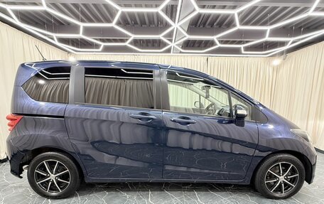 Honda Freed I, 2010 год, 989 000 рублей, 7 фотография