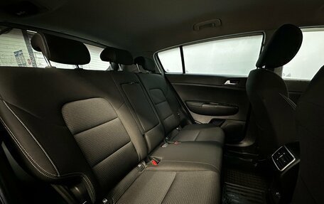 KIA Sportage IV рестайлинг, 2021 год, 2 150 000 рублей, 15 фотография