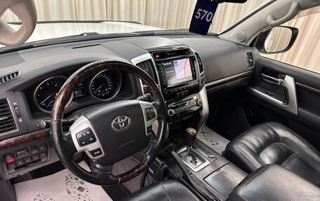 Toyota Land Cruiser 200, 2013 год, 4 799 900 рублей, 11 фотография