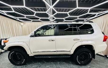 Toyota Land Cruiser 200, 2013 год, 4 799 900 рублей, 3 фотография