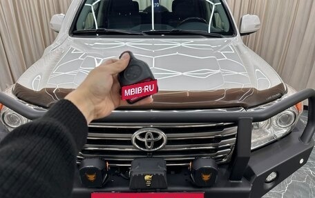 Toyota Land Cruiser 200, 2013 год, 4 799 900 рублей, 32 фотография