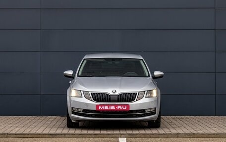 Skoda Octavia, 2017 год, 1 355 000 рублей, 2 фотография