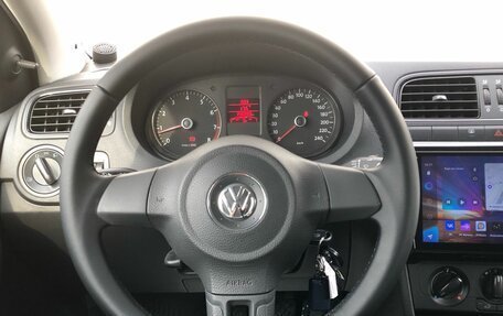Volkswagen Polo VI (EU Market), 2014 год, 815 000 рублей, 11 фотография