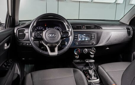 KIA Rio IV, 2021 год, 1 499 000 рублей, 6 фотография