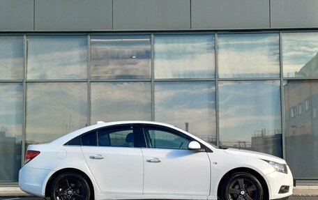 Chevrolet Cruze II, 2010 год, 589 000 рублей, 3 фотография