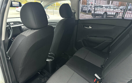KIA Rio IV, 2017 год, 1 000 000 рублей, 16 фотография