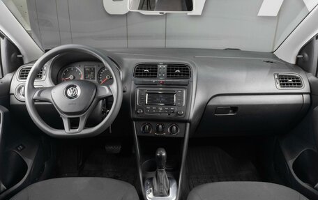 Volkswagen Polo VI (EU Market), 2017 год, 1 329 000 рублей, 9 фотография