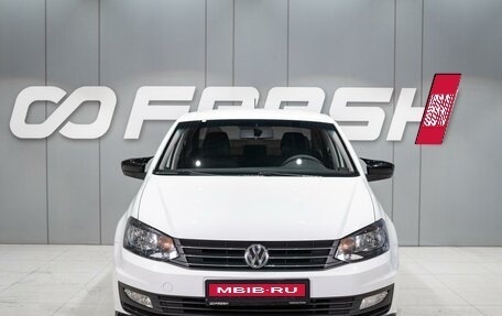 Volkswagen Polo VI (EU Market), 2017 год, 1 329 000 рублей, 2 фотография