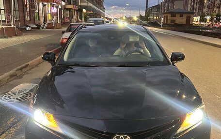 Toyota Camry, 2021 год, 3 150 000 рублей, 7 фотография