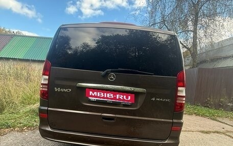 Mercedes-Benz Viano, 2014 год, 2 500 000 рублей, 4 фотография
