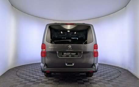 Peugeot Traveller I, 2020 год, 3 200 000 рублей, 6 фотография