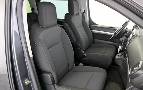Peugeot Traveller I, 2020 год, 3 200 000 рублей, 23 фотография