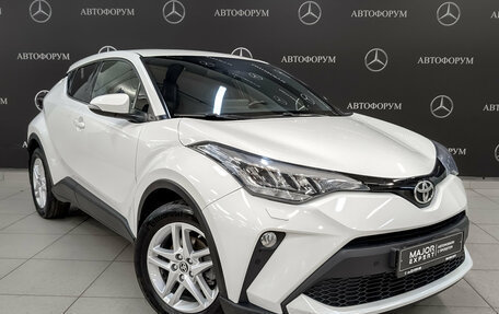 Toyota C-HR I рестайлинг, 2021 год, 2 750 000 рублей, 3 фотография