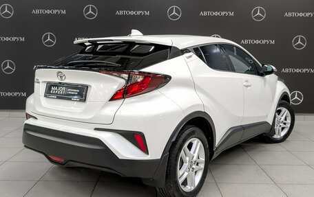 Toyota C-HR I рестайлинг, 2021 год, 2 750 000 рублей, 5 фотография