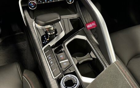 Geely Tugella FY11, 2023 год, 2 800 000 рублей, 18 фотография