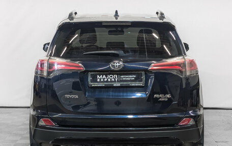 Toyota RAV4, 2019 год, 3 300 000 рублей, 6 фотография