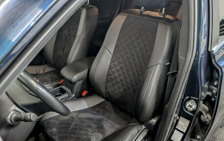 Toyota RAV4, 2019 год, 3 300 000 рублей, 19 фотография