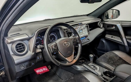 Toyota RAV4, 2019 год, 3 300 000 рублей, 15 фотография