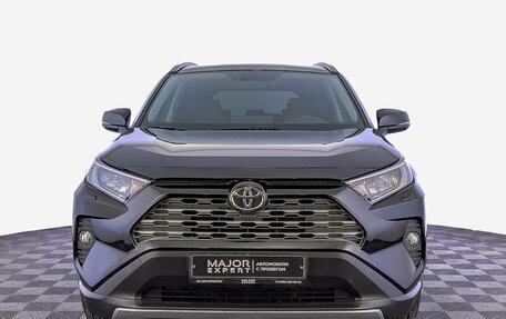 Toyota RAV4, 2020 год, 3 620 000 рублей, 2 фотография