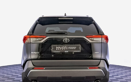 Toyota RAV4, 2020 год, 3 620 000 рублей, 6 фотография