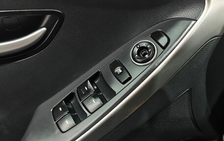 Hyundai i30 II рестайлинг, 2012 год, 917 000 рублей, 17 фотография