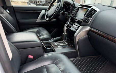 Toyota Land Cruiser 200, 2014 год, 3 950 000 рублей, 8 фотография