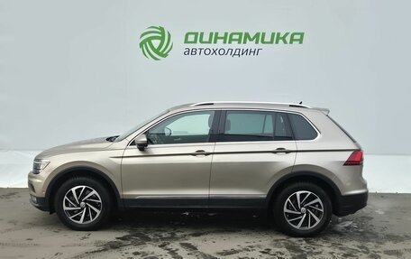 Volkswagen Tiguan II, 2018 год, 2 800 000 рублей, 8 фотография