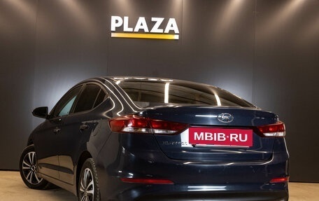 Hyundai Elantra VI рестайлинг, 2016 год, 1 155 000 рублей, 4 фотография