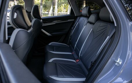 Geely Atlas, 2024 год, 2 699 000 рублей, 19 фотография