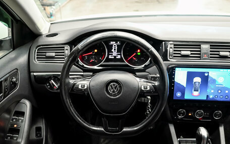 Volkswagen Jetta VI, 2016 год, 1 500 000 рублей, 13 фотография