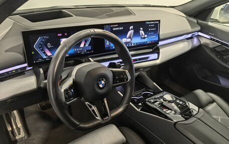 BMW 5 серия, 2023 год, 7 800 000 рублей, 12 фотография