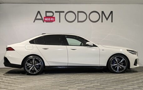 BMW 5 серия, 2023 год, 7 800 000 рублей, 6 фотография